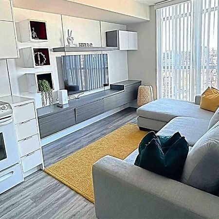 Exquisite Condos By Cn Tower- Dwtown , To โตรอนโต ภายนอก รูปภาพ