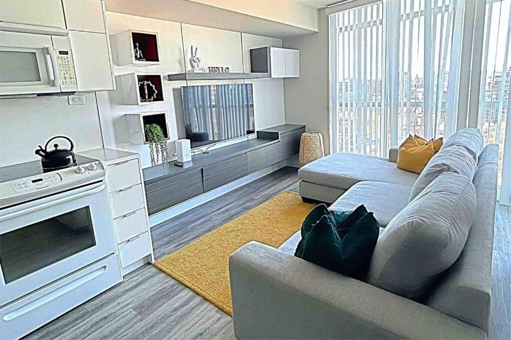 Exquisite Condos By Cn Tower- Dwtown , To โตรอนโต ภายนอก รูปภาพ